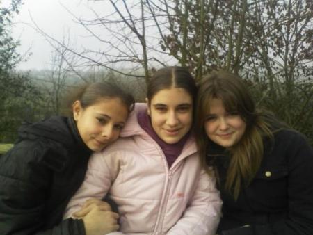 ophelie , coralie, et mwa !!! 